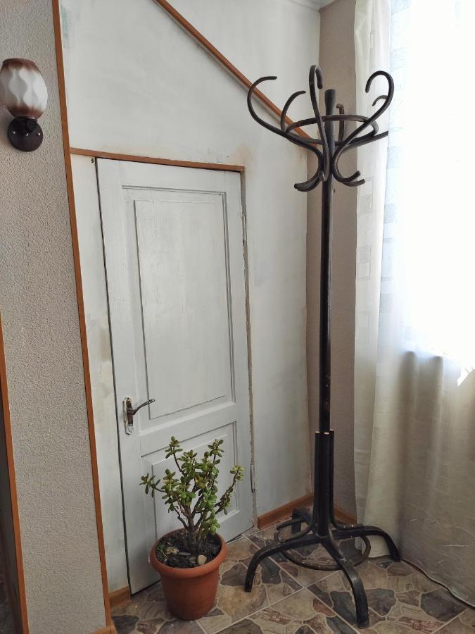 Guesthouse Ttt-1 Tbilisi Exteriör bild